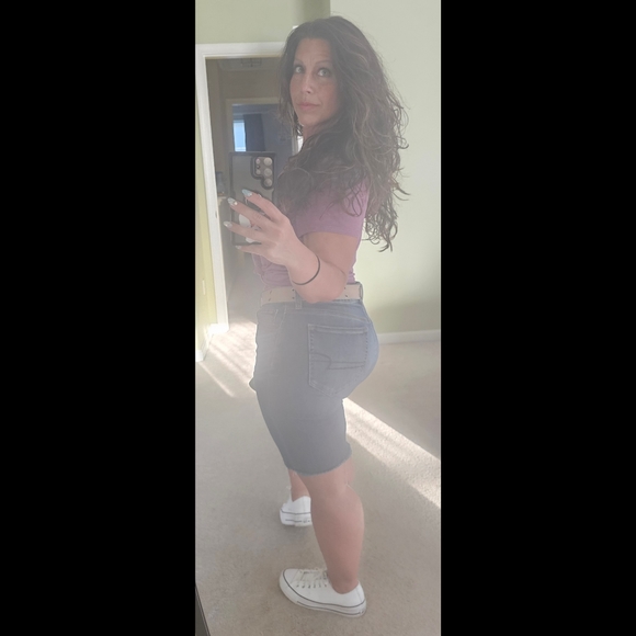 Meet your Posher, Sylena - Picture 4 of 8